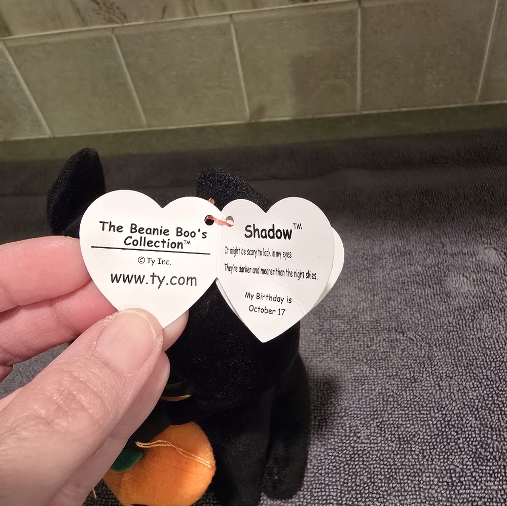 Ty Beanie Boos Shadow The Halloween Cat Plush with Orange Pumpkin 6" - Picture 5 of 7